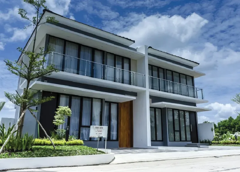 Royal Resort Residences